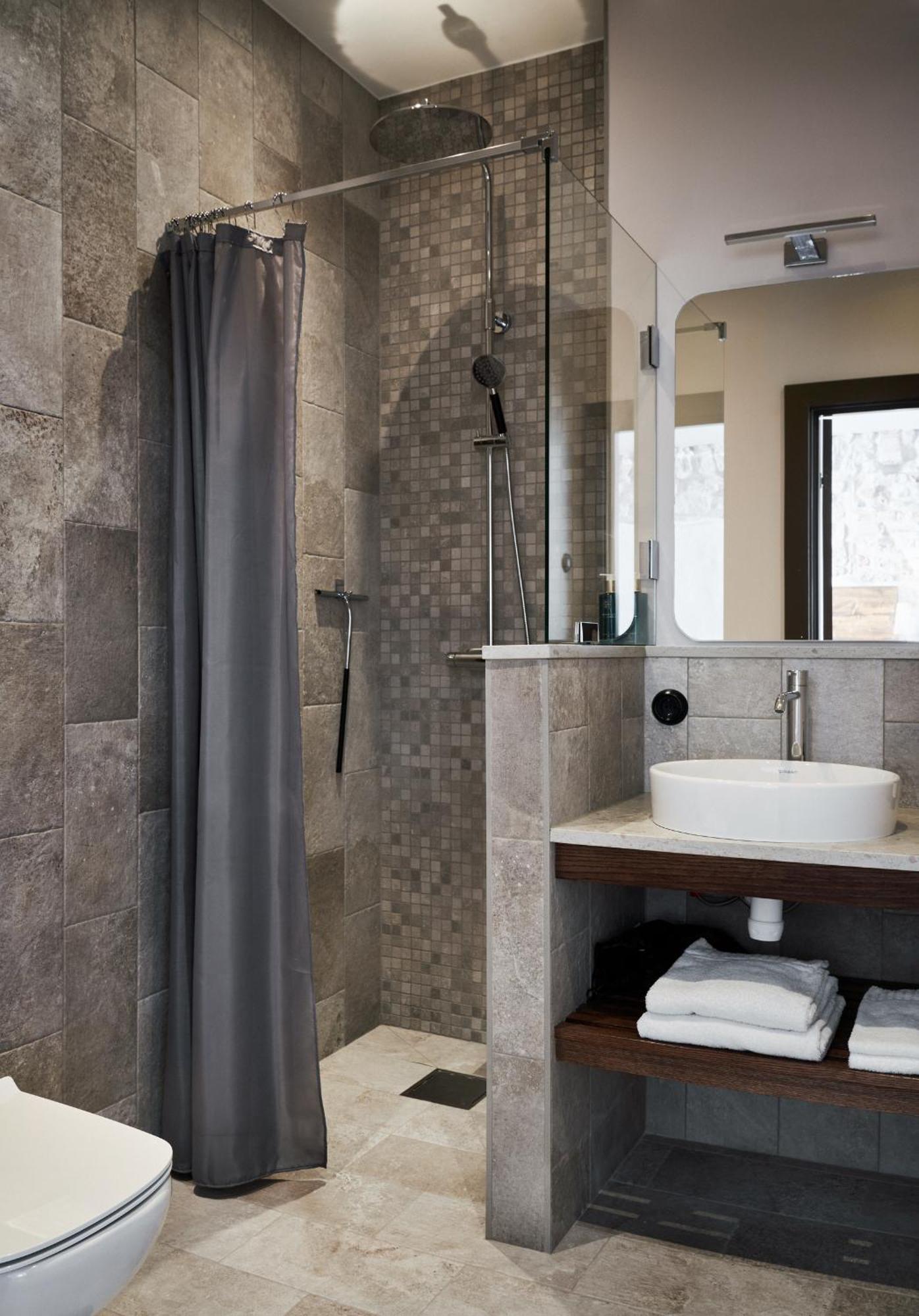 Hotel Helgeand Wisby Visby Bagian luar foto